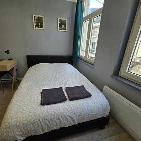 Appartement Hypercentre 301 +Wifi+Independant+ Cuisine Toilette Salle De Bain Privative Valenciennes Eksteriør billede