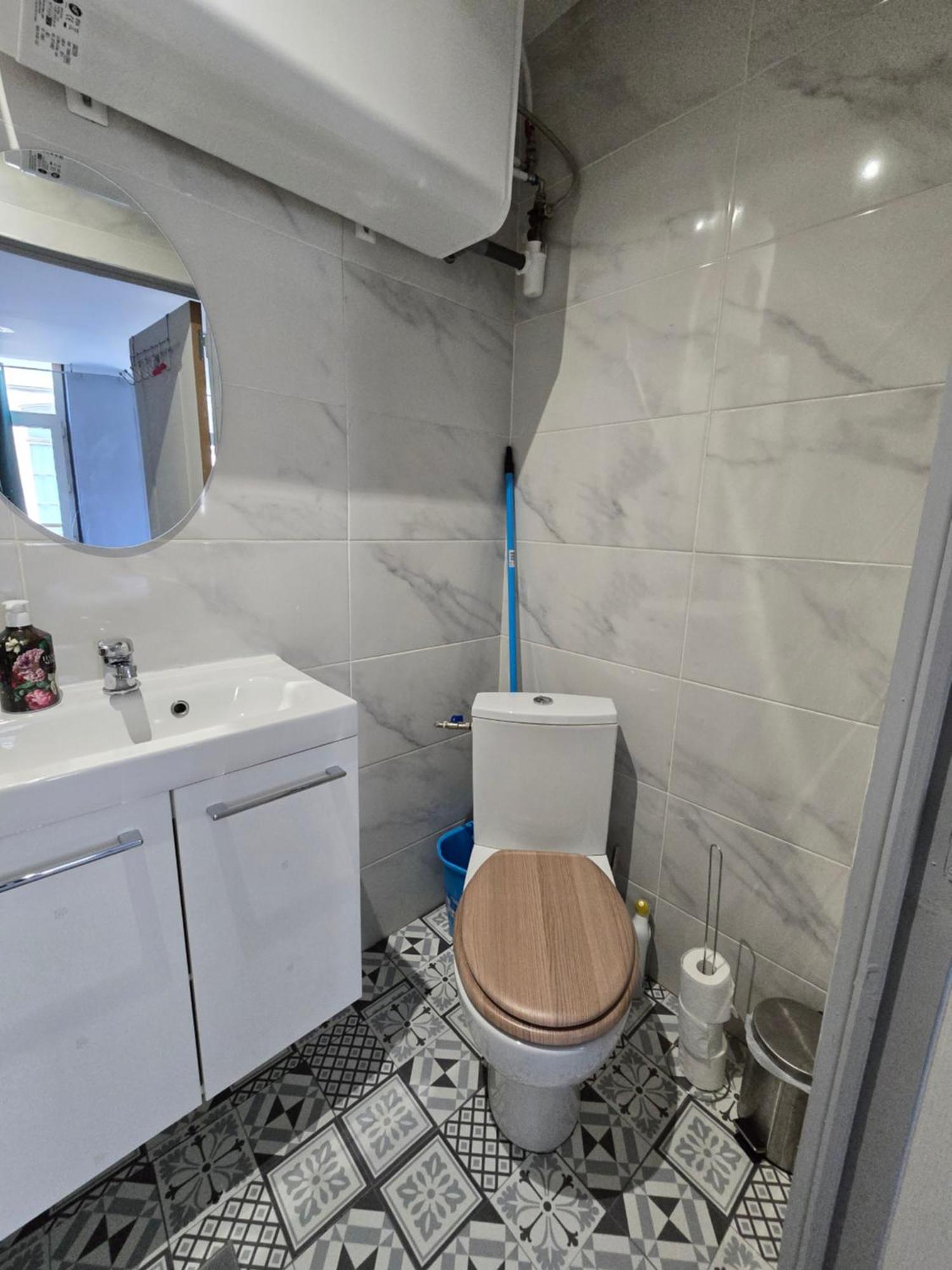 Appartement Hypercentre 301 +Wifi+Independant+ Cuisine Toilette Salle De Bain Privative Valenciennes Eksteriør billede