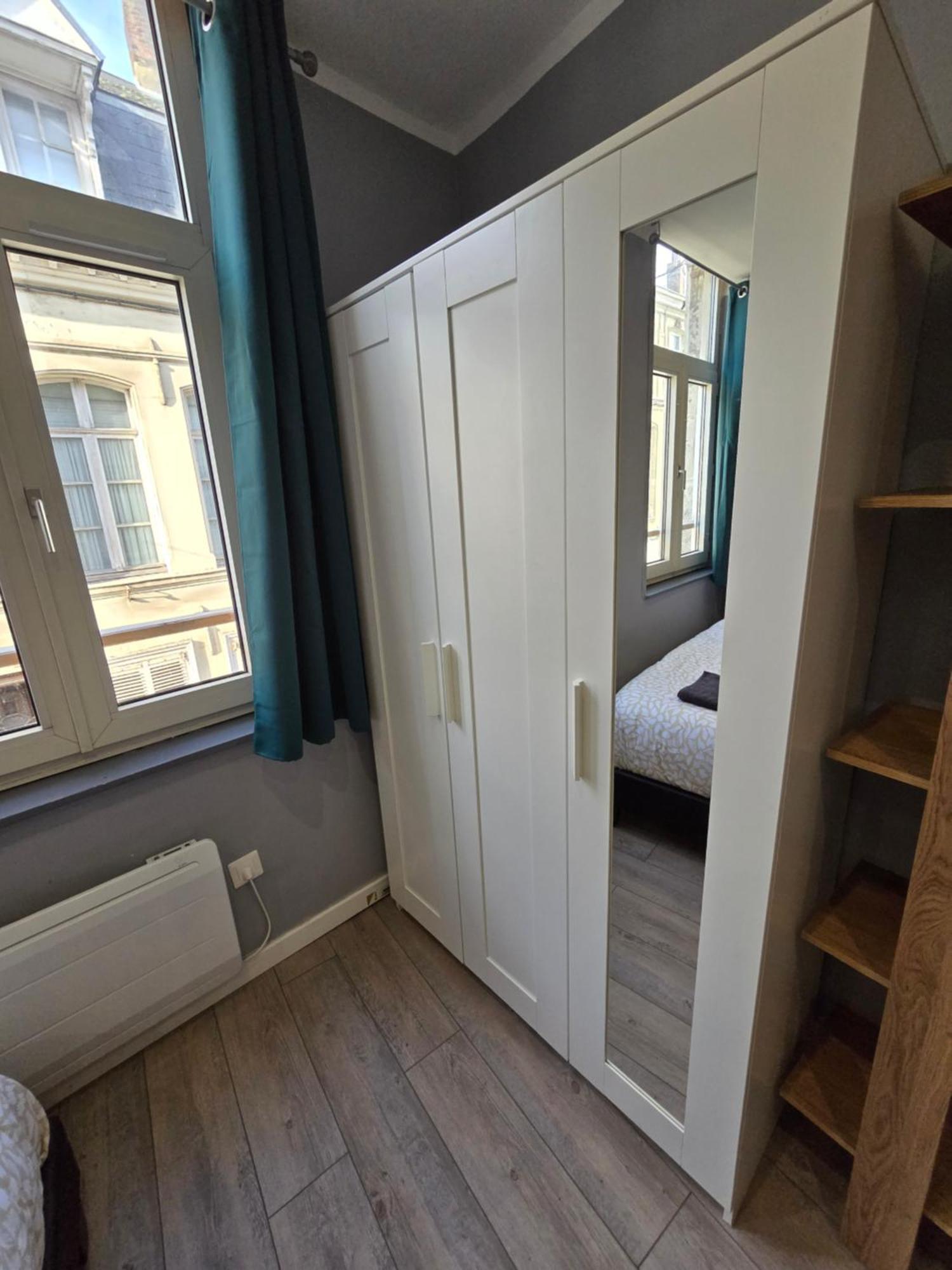 Appartement Hypercentre 301 +Wifi+Independant+ Cuisine Toilette Salle De Bain Privative Valenciennes Eksteriør billede
